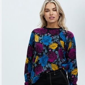 NWOT Nike Floral Sweater Icon Clash